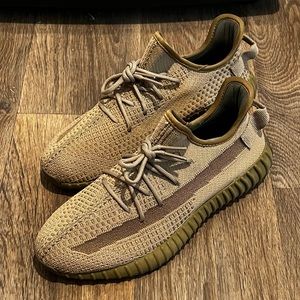 Adidas Yeezy 350 Earth size 10